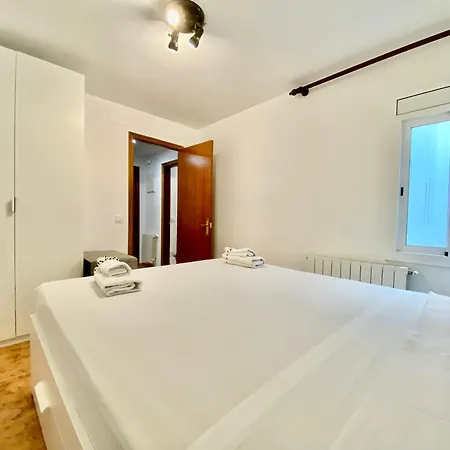 Apartment Bale Near The By Hlclub Agency Vilanova i la Geltru